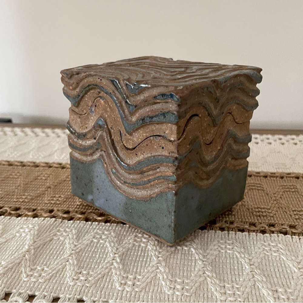 Handmade Artistic Wave Pattern Stone Box